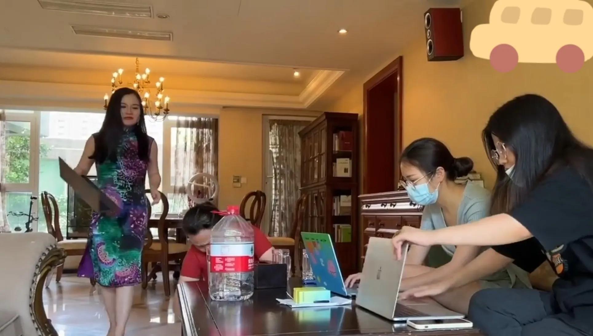 从一个人到一群人创业经历,一个做自媒体的女孩