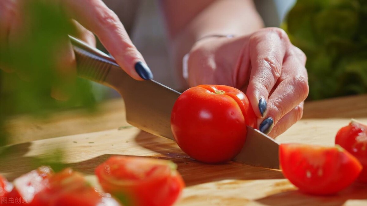 宝宝几个月开始吃肉比较好,宝宝一定要多吃肉才能长的好