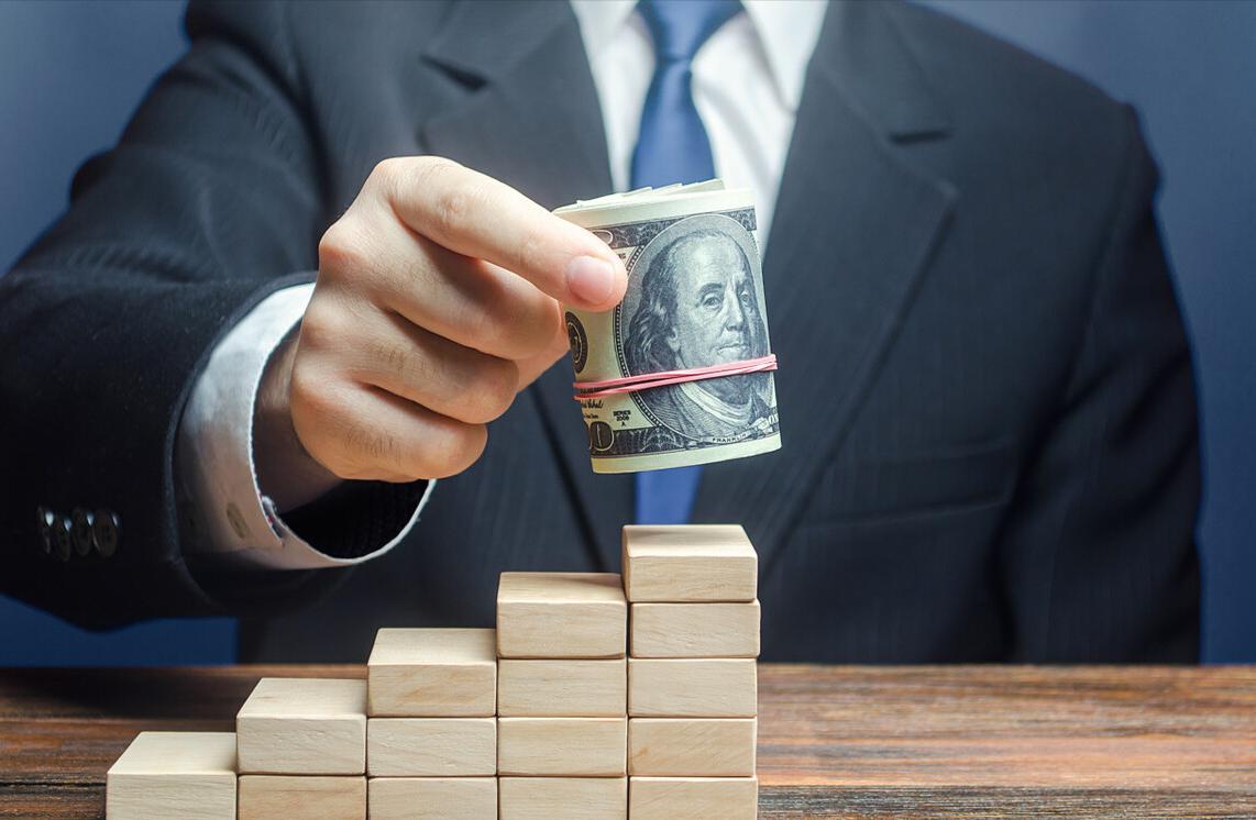 老年人怎样在银行存养老钱,老人养老钱转银行需要哪些手续