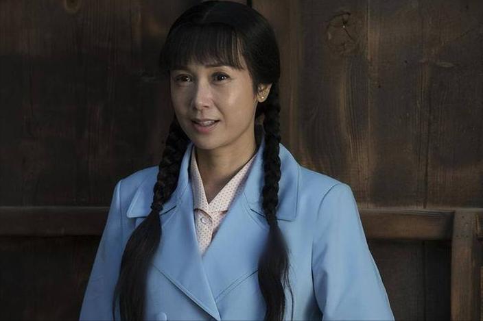 蒋雯丽事件是真实的吗,年轻貌美又风情万种的蒋雯丽