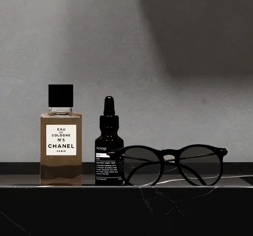 艺术不语·润物无声｜大国品牌顺辉天成岩板卫浴空间的心灵逸想