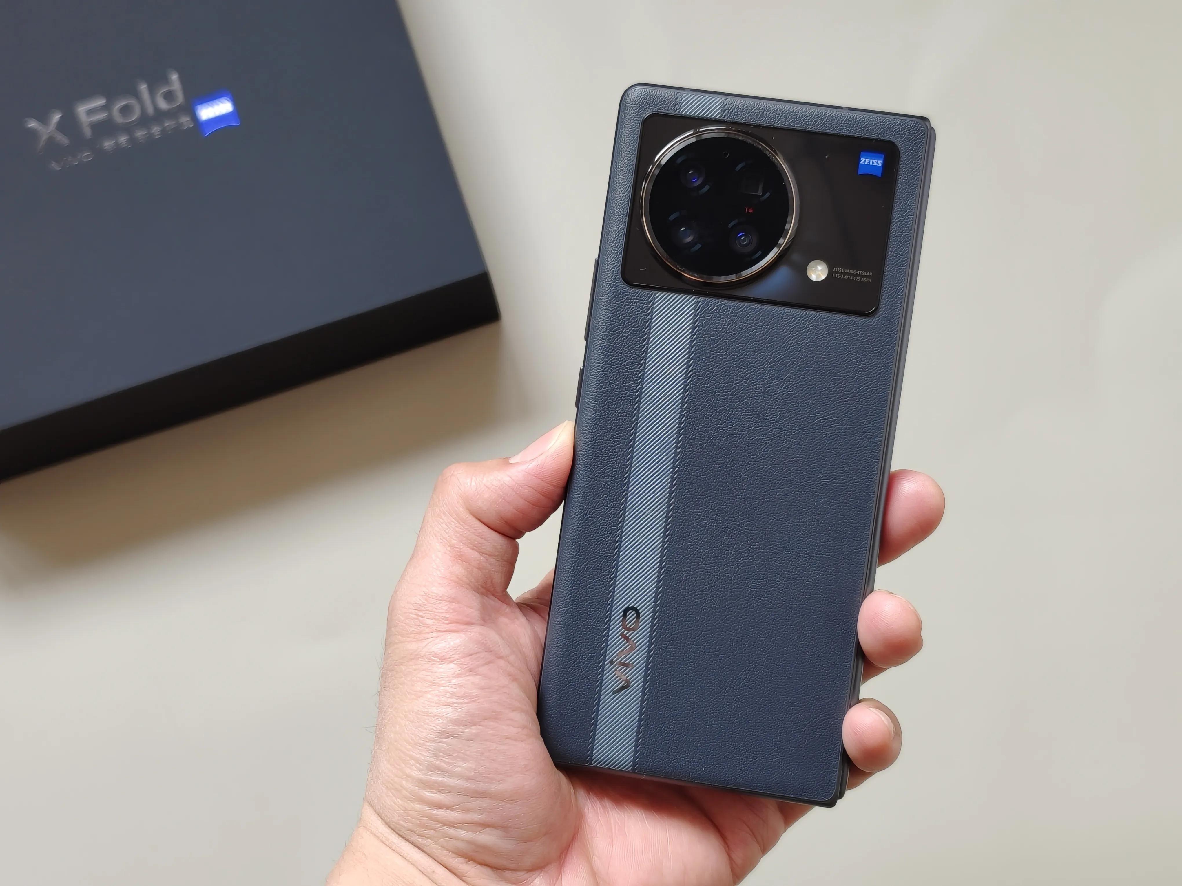 vivoxfold折叠屏手机怎么样,vivoxfold折叠屏手机值得入手吗