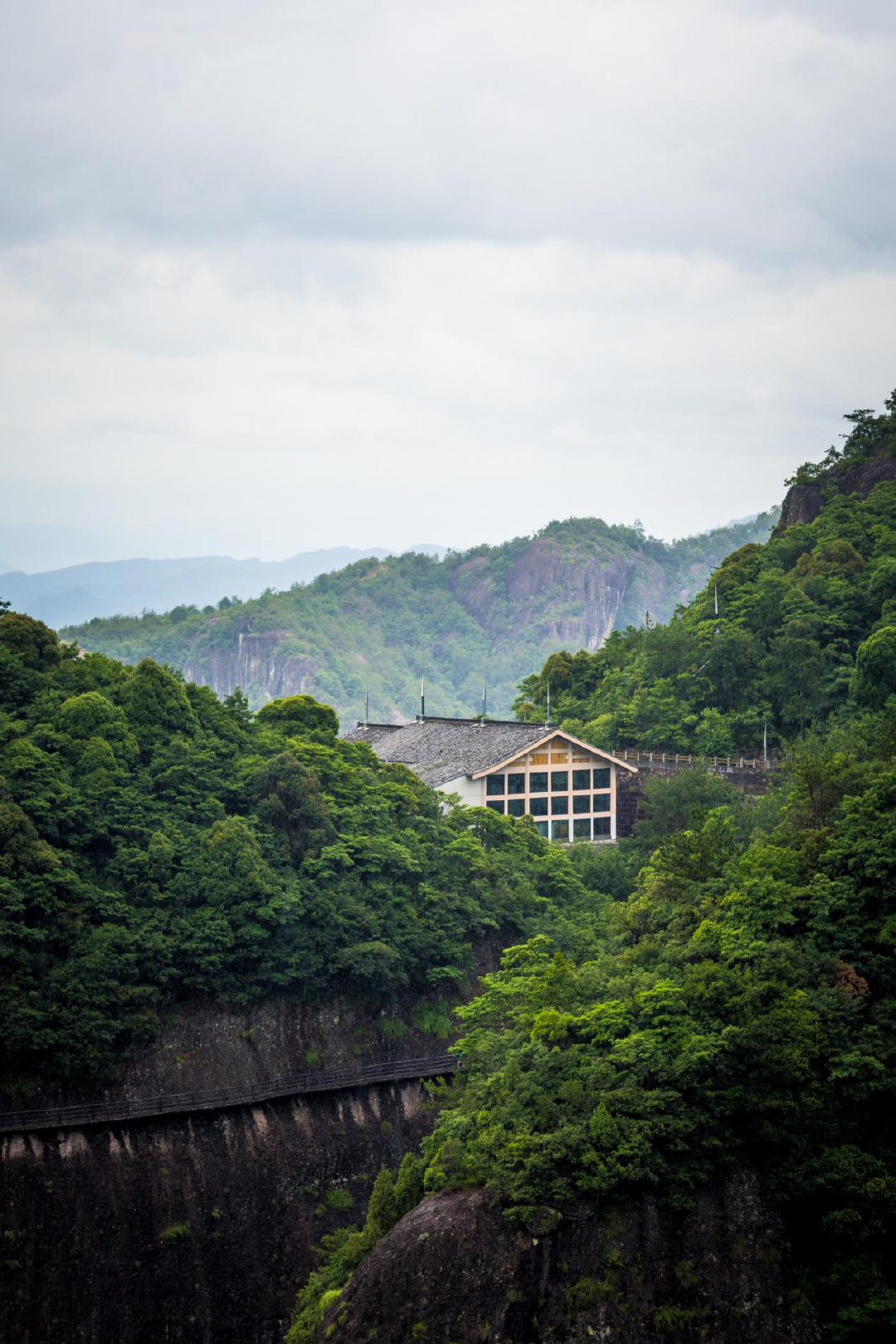 不用爬到山顶也能看到的美景,不用爬风景又好的山
