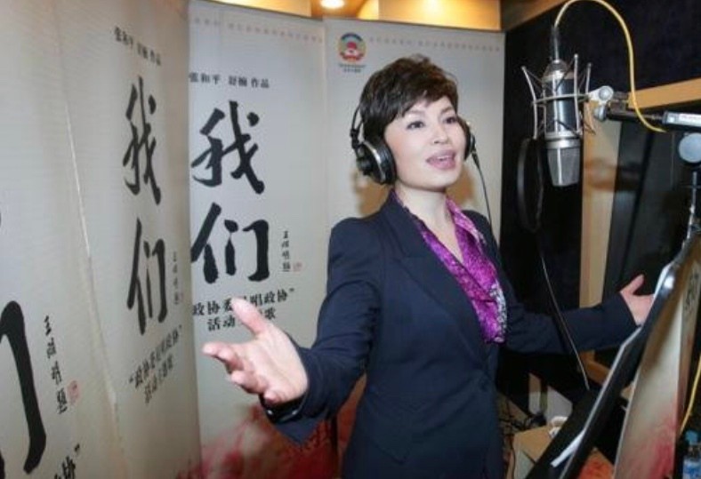 央视主播李瑞英儿子两次坠楼,央视主播李瑞英儿子坠楼后怎样了