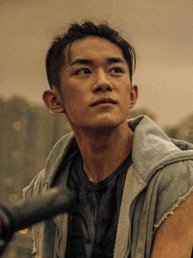 tfboys十周年演唱会为啥不同台,tfboys十周年演唱会会公布解散吗