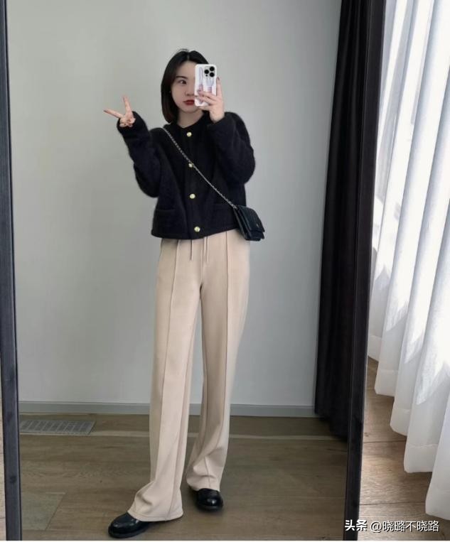 今年最洋气的阔腿杏色裤春秋新款,女款杏白加绒裤