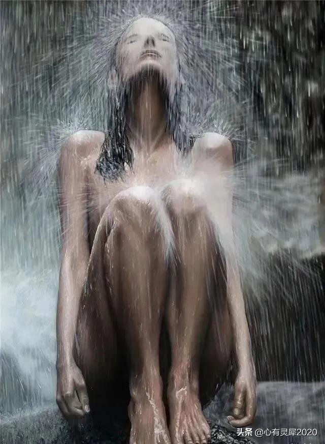 意大利艺术家伊万皮利,其充满“大爱”的人物视觉盛宴,令人惊叹