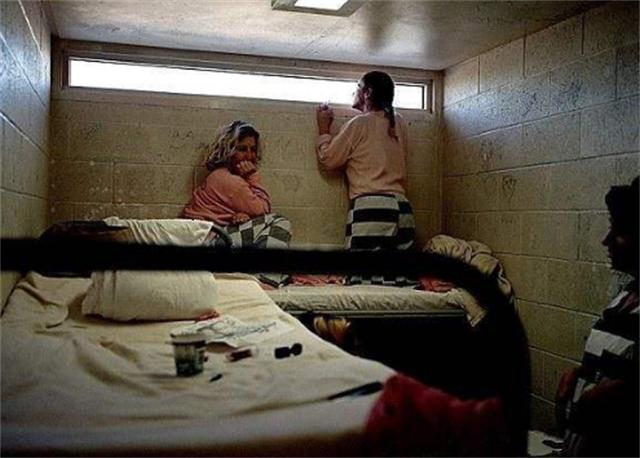 以色列女子监狱女囚们的真实生活,以色列女子监狱是怎么回事