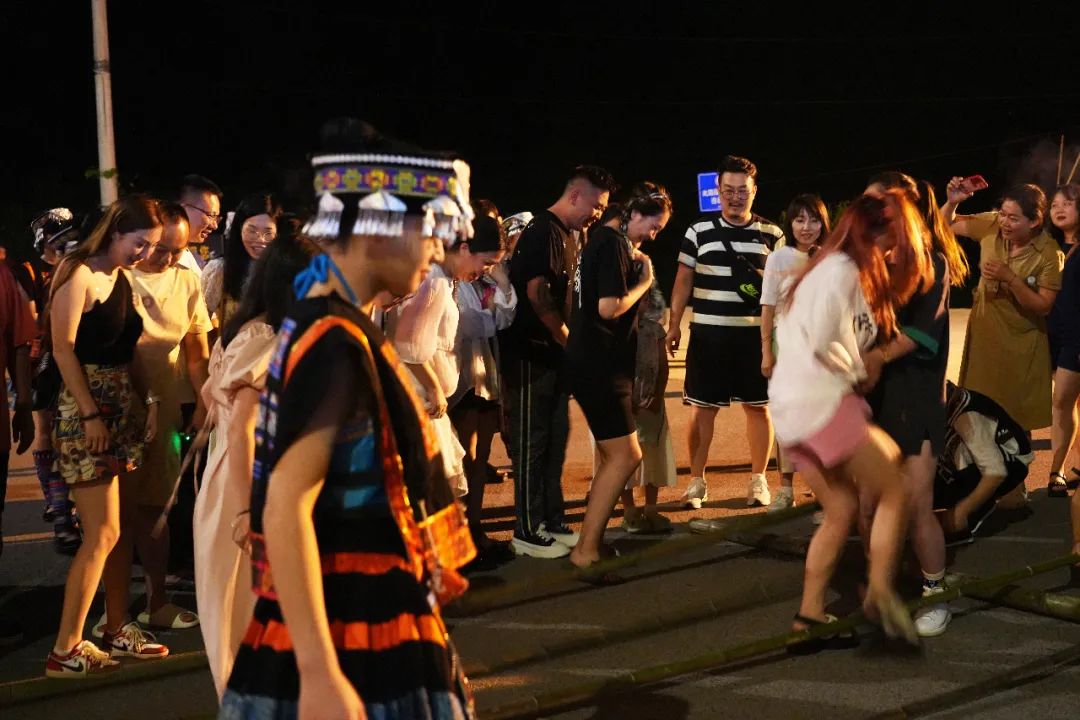 除了梵净山还能玩什么游戏,铜仁除了梵净山还有什么旅游景点