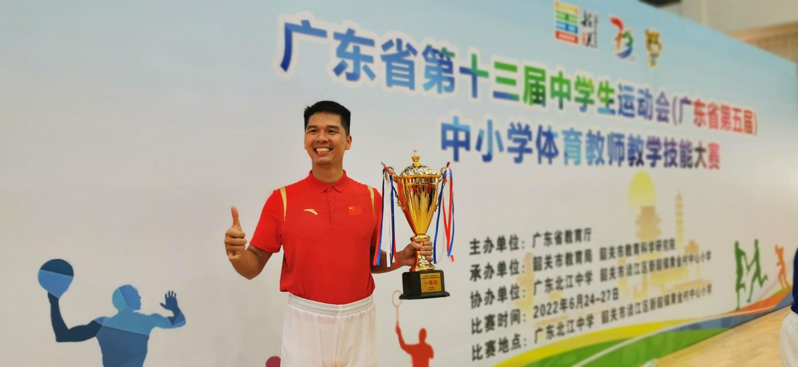 身边的榜样摄影作品文字说明,身边的榜样前行的力量素材