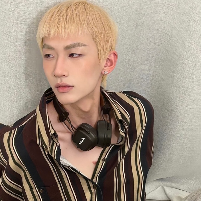 男生头像极简主义有深度,远离世俗的个性男生头像