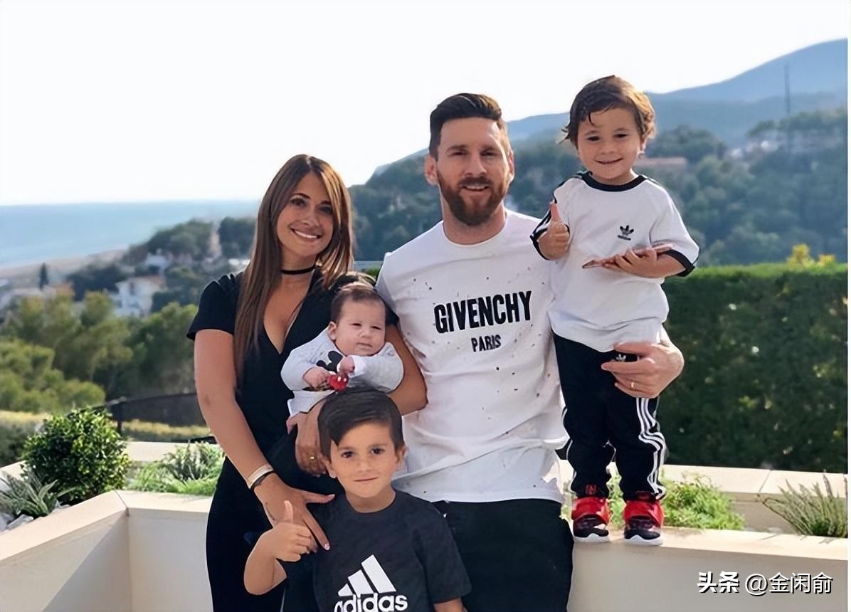 足球运动员姆巴佩年薪,身价超5亿欧元姆巴佩