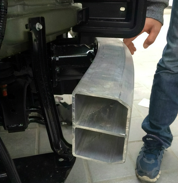 铝合金轻量化车身,铝合金刚性很好