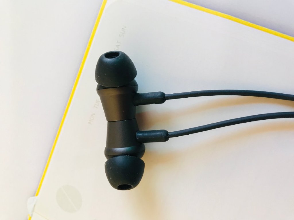 百元运动耳机没有好货？英雄S1挂颈式运动无线蓝牙耳机自用款推荐