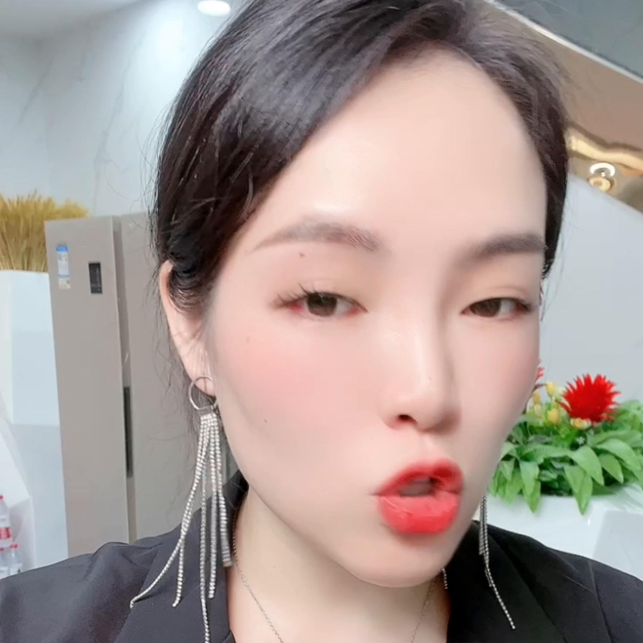 买护肤品不踩坑买哪一种,去买护肤品怎么问价格不会被坑