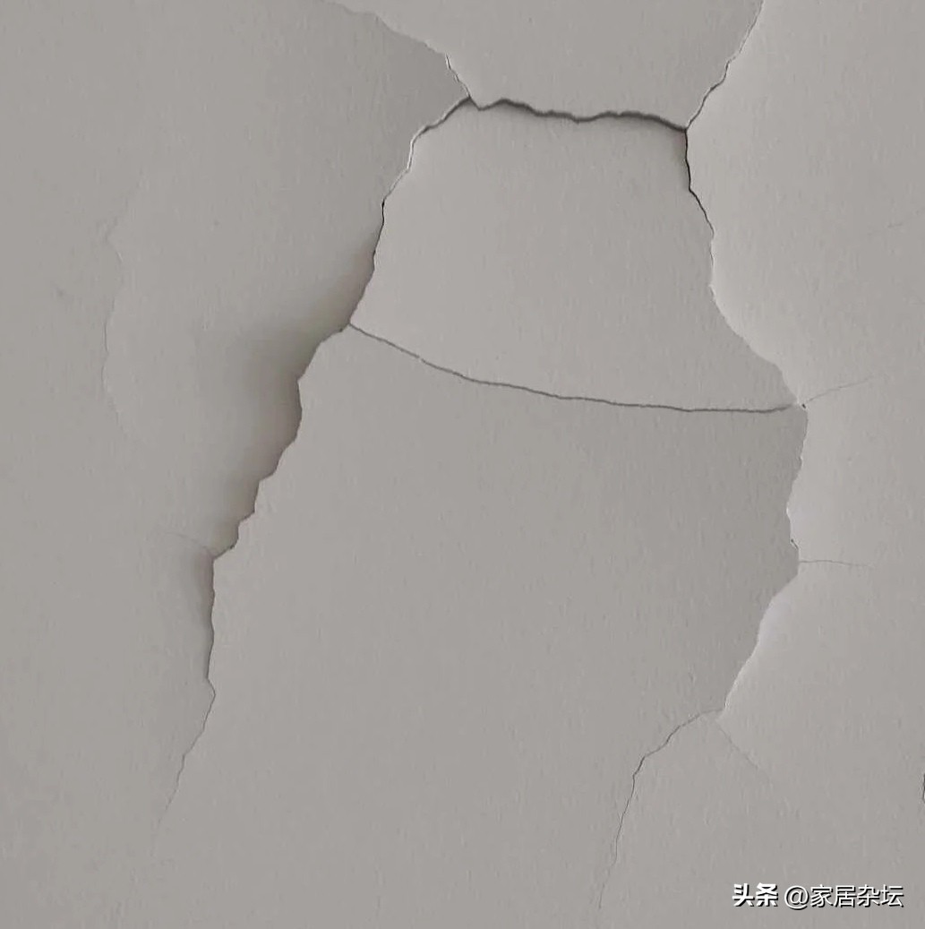 精装修房墙面需要铲掉重刷吗,毛坯房装修需要刮墙皮重新刷吗