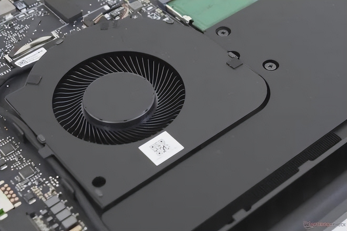 razerblade雷蛇灵刃17专业版,razerblade雷蛇灵刃15