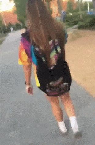 邻居门口放狮子我怎么破,邻居门口摆狮子我该怎么应对