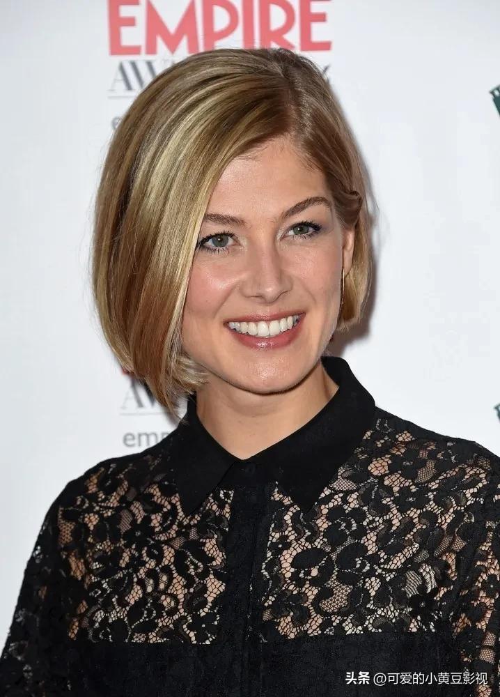 没有中国血统，却起中国名，这个爱说脱裤子放屁的英国女星好可爱