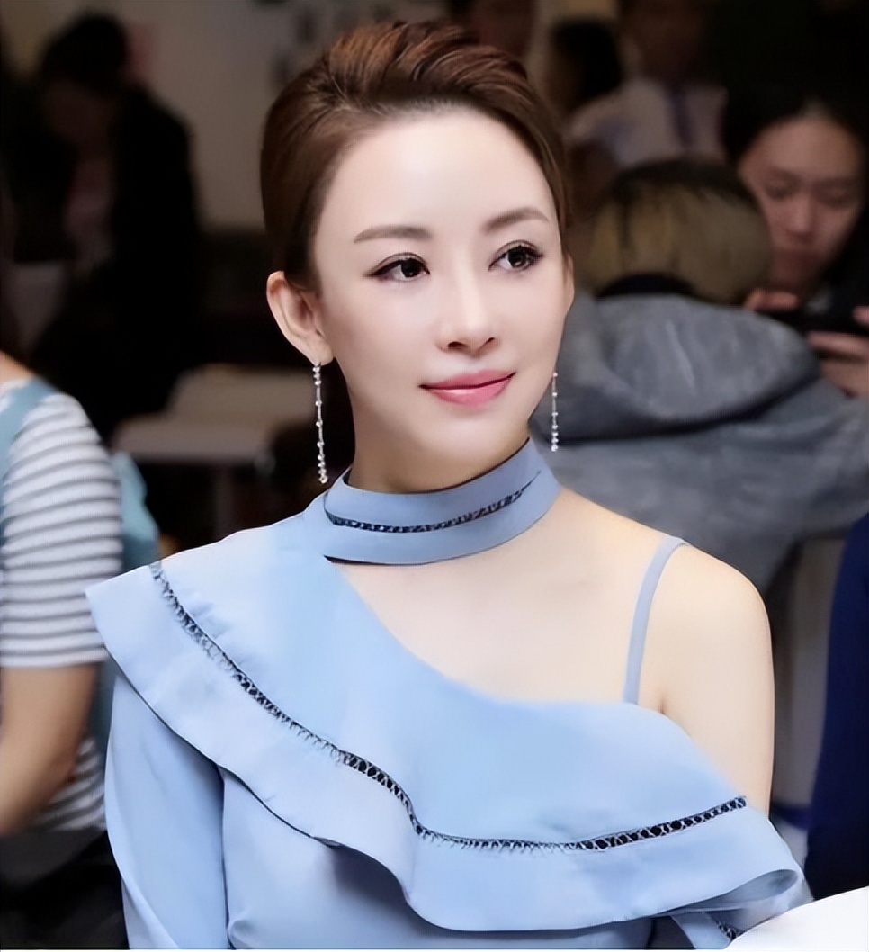 九球天后潘晓婷现状,九球潘晓婷婚姻