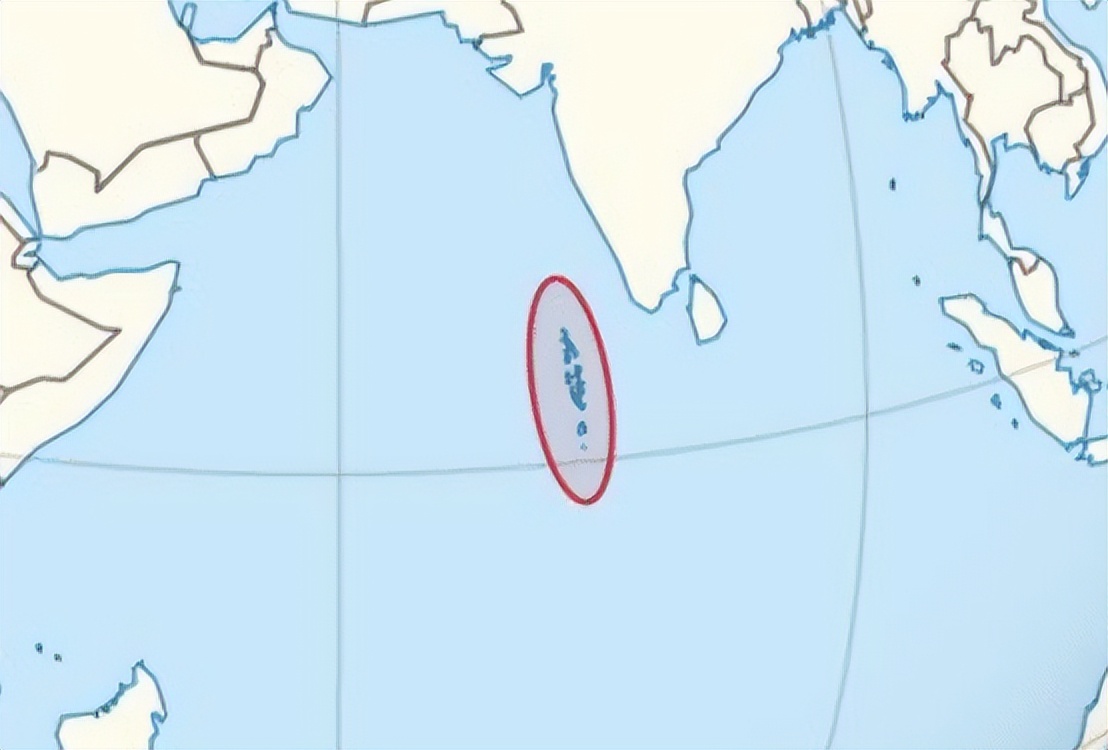 太平洋和印度洋之间最小的岛,印度洋岛屿的位置