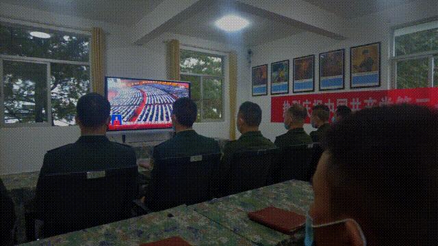 学习二十大，军营沐*党**辉