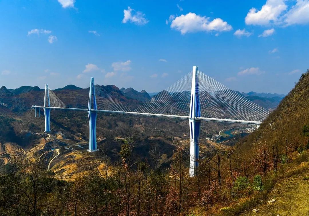 璐靛窞鐗傜墎姹熺壒澶фˉ鏂伴椈鑱旀挱,璐靛窞妗ユ绾綍鐗囪秺灞辨渤鐧婚檰澶