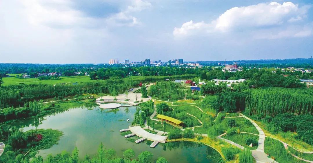 闈掔鏃呮父,鐪夊北闈掔