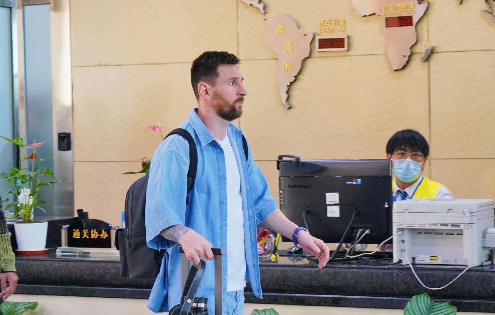 球王梅西对战科比,球王梅西与贝利