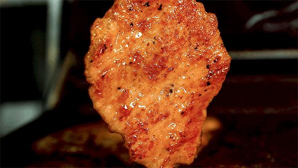 丹霞庄出现一个奇怪阿叔，一万块的店租竟卖起一元一只大鸡腿