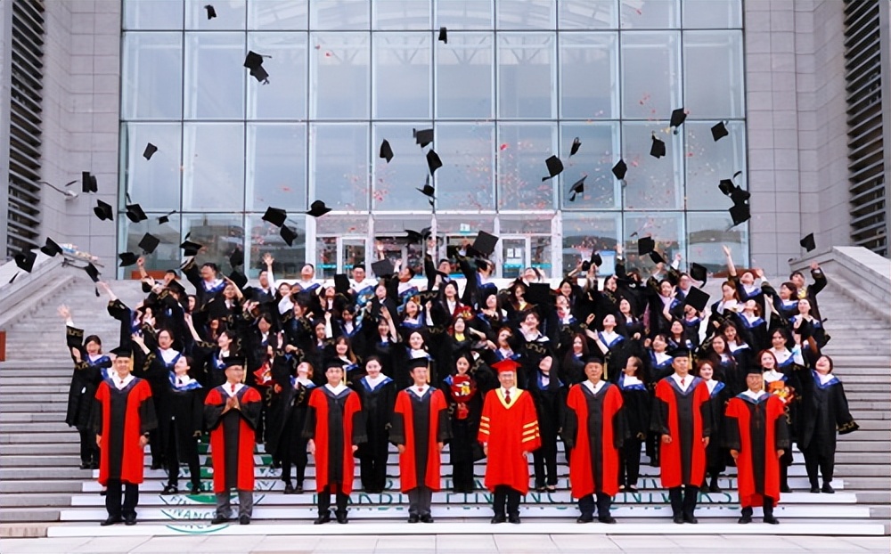 哈尔滨金融学院毕业10年,哈尔滨金融学院2022年毕业时间