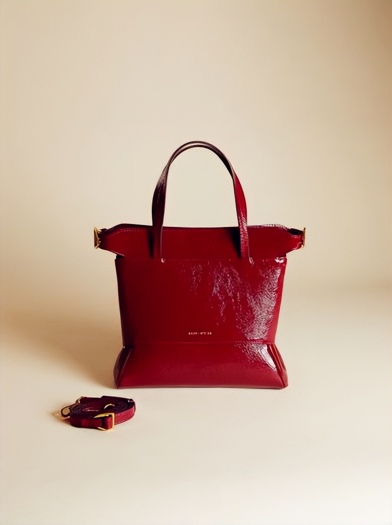 土耳其手工皮具品牌Manuelier甄选6款新品庆祝新年