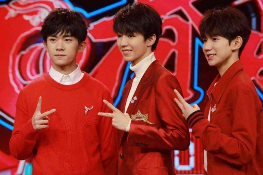 虎年春晚温拿乐队完整版,温拿五虎和tfboys合唱明天会更好