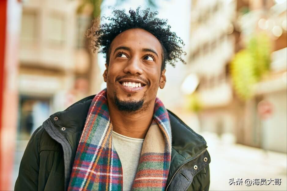 船到美国，船员体验当地人的生活，一升汽油一块钱，真是差距大