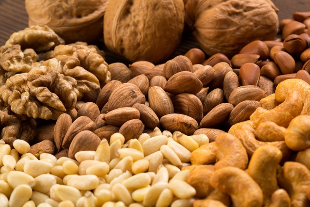 50岁补充什么营养延缓衰老,吃什么食物可以抵抗衰老