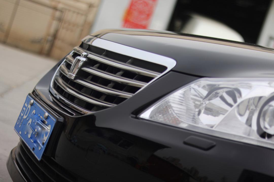 皇冠3.0经典老车翻新复活视频,13代皇冠全车翻新泉州地区