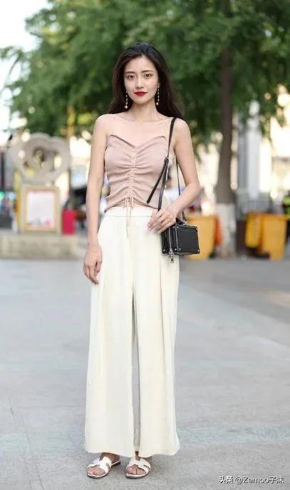 女士夏天穿衣服搭配图片,夏季穿衣服搭配女士