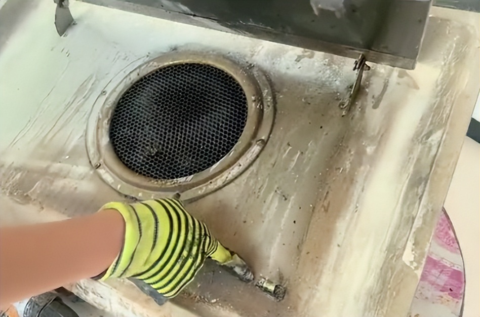 海尔侧吸式油烟机拆卸清洗全过程,海尔侧吸油烟机挡板怎么拆卸