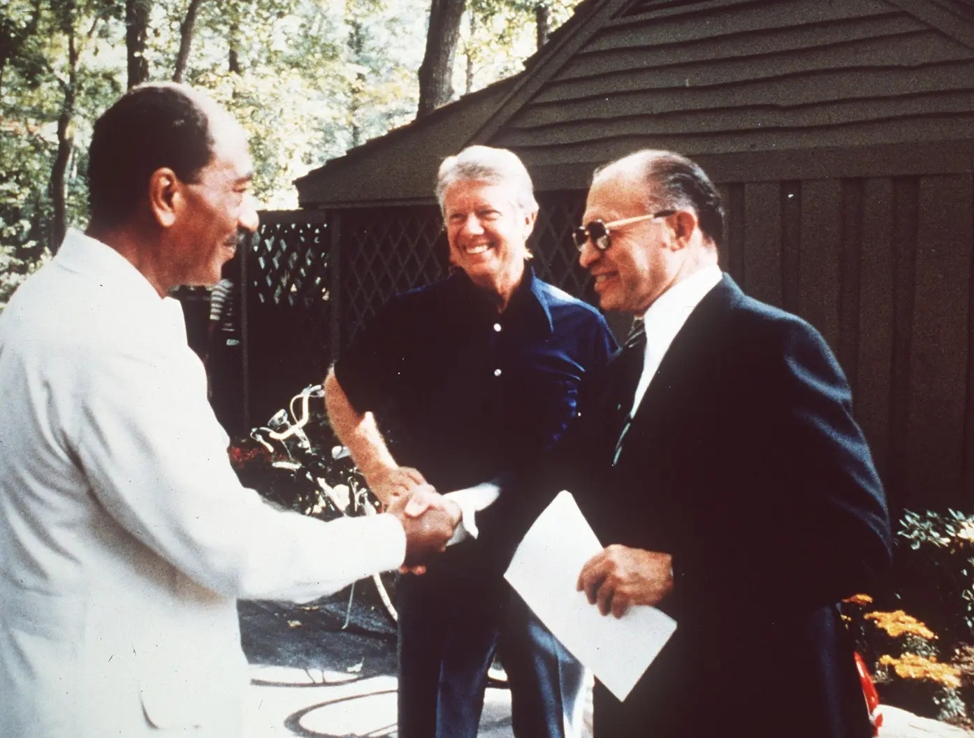 埃及前总统萨达特被谁杀死的,萨达特中东战争