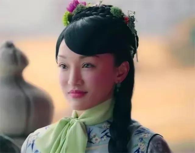 脸没恢复就别出来捞金，发面馒头、蜡像脸，求求你们放过观众吧！