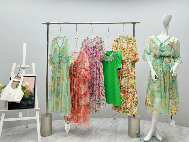 妗戣殨涓濊繛琛ｈ澶忚,澶忚妗戣殨涓濊繛琛ｈ