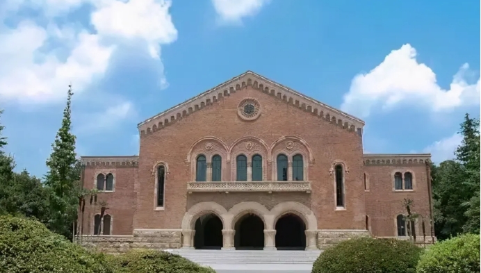 当代无耻*国卖**贼，忘却自己的国家之恩，入日籍反遭日本讥讽