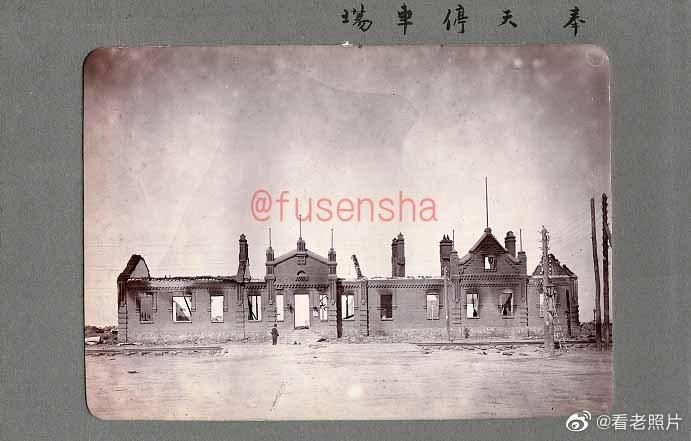 女子穿日军军服拍照被抓,女子身着日本侵华军装露脸