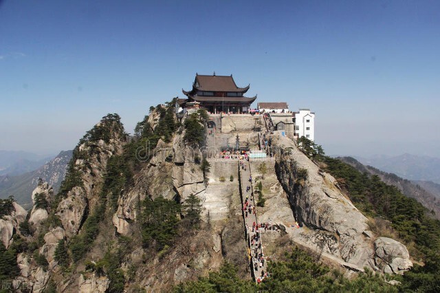 国内人气最旺的十大宗教名山,国内人气最旺十大名山