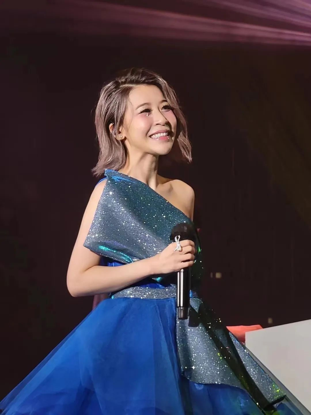 塑料粤语歌对比正宗粤语歌,最火塑料粤语歌单