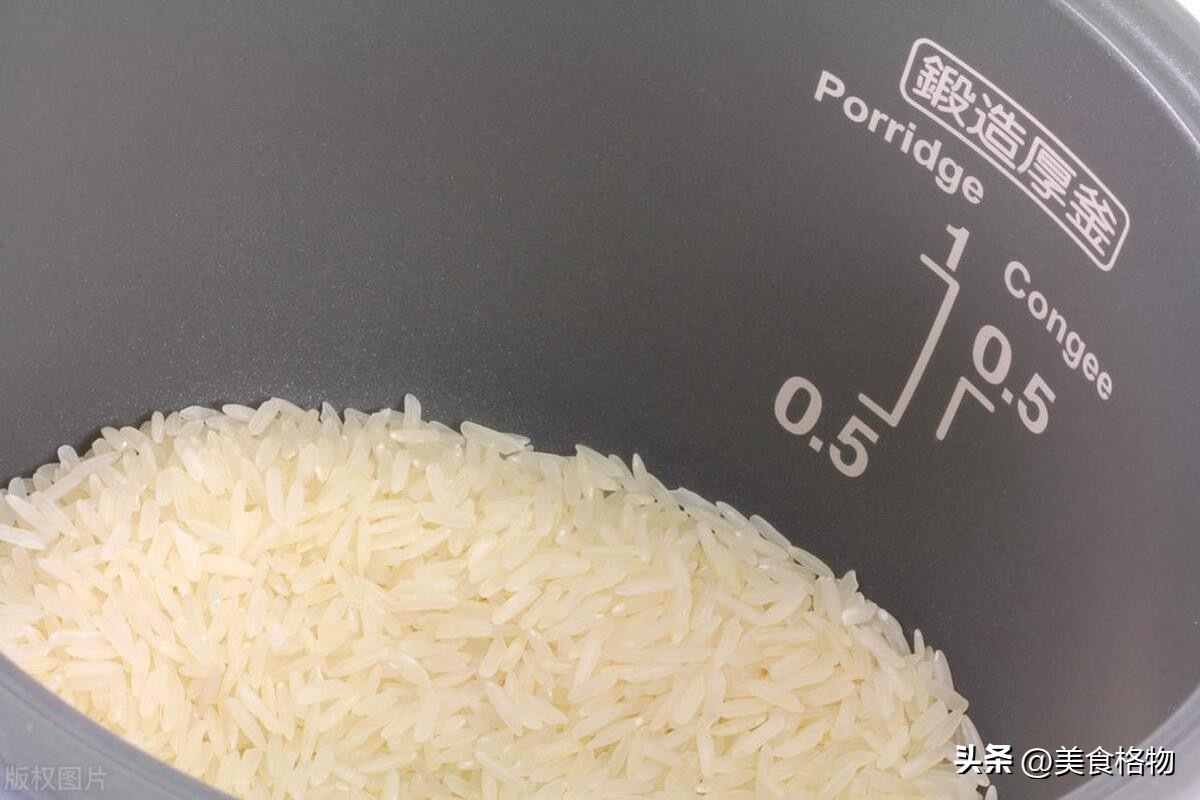 电饭煲和电压力锅哪个更好更实用,电压力锅与电饭煲有什么区别吗