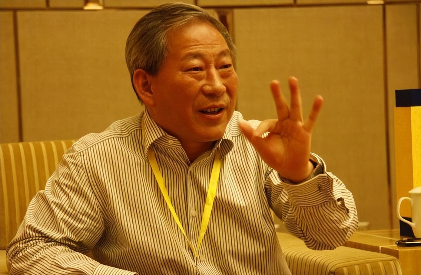 江苏首富严介和现状,江苏省首富严介和