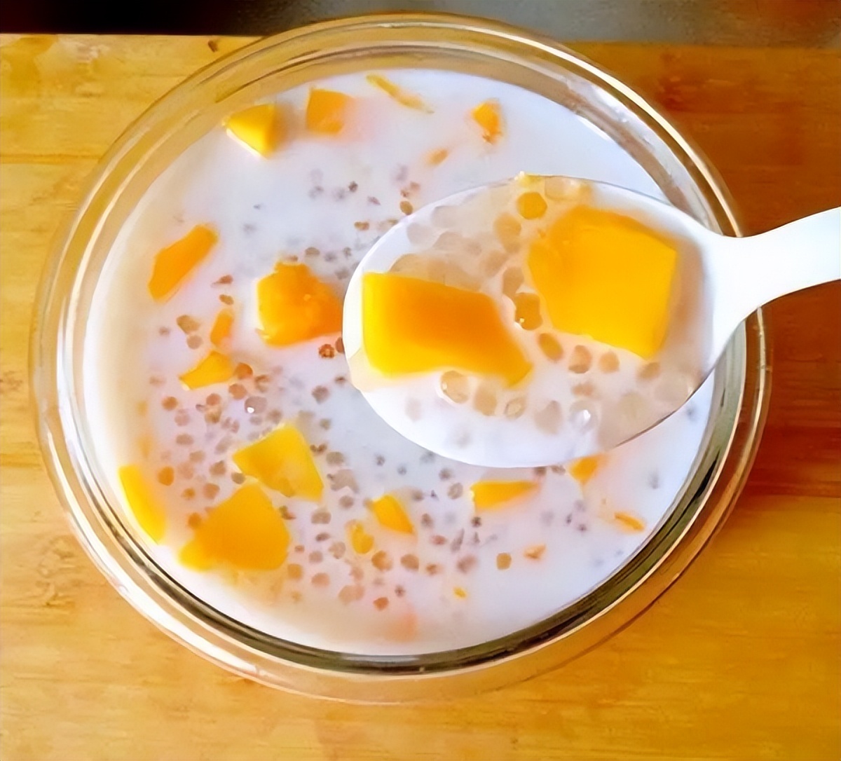 椰果是怎么形成的,椰果为什么叫椰果