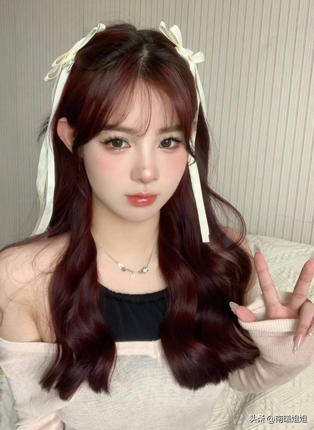 高马尾显脸小的编发可扎丸子头,学生显脸小的丸子头编发无刘海