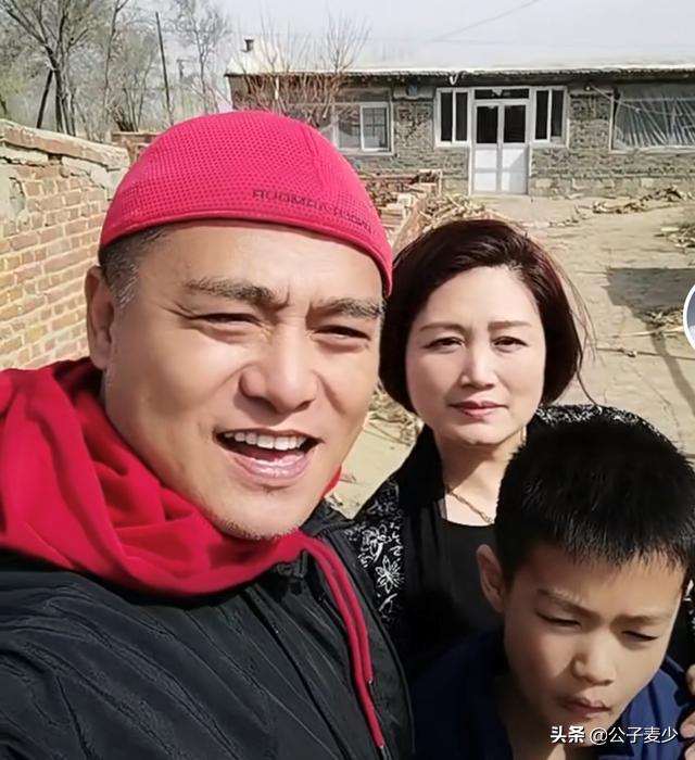 黑子演无天佛祖的时候多大,扮演无天佛祖的黑子